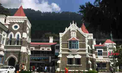 राष्ट्रपति के दया करने के बाद नाबालिग होने का दावा,  उत्तराखंड हाईकोर्ट ने तिहरे हत्याकांड के दोषी की याचिका खारिज की, पढ़ें फैसला