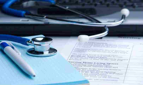 जब रोगी के परिवार के सदस्य ऑपरेशन के लिए सहमति देते हैं, तो वे इसके परिणाम सहन करने के लिए भी सहमति देते हैं, हाईकोर्ट का फैसला