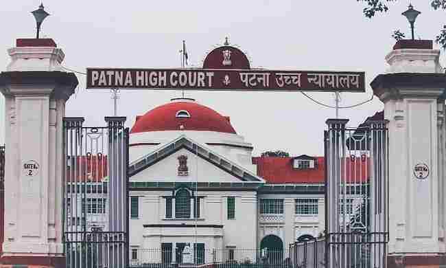 पटना हाईकोर्ट ने सज़ा देने के मामलों, विशेषकर मौत की सज़ा से संबंधित मामलों में न्यायिक अधिकारियों के प्रशिक्षण देने का निर्देश दिया