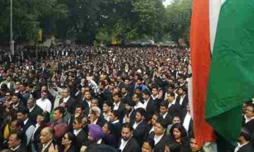 अधिवक्ताओं द्वारा अदालतों में हड़ताल करना अवैध, उत्तराखंड हाईकोर्ट ने कहा