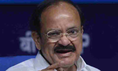 मामलों को टालने को सीमित किया जाए और केस निपटारे की समय-सीमा तय हो : वेंकैया नायडु