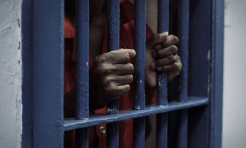 पुलिस की इच्छा से नहीं तय होता स्वतंत्रता का अधिकार, बॉम्बे‍ हाईकोर्ट ने गैरकानूनी हिरासत के लिए लगाया जुर्माना