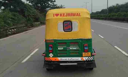 आई लव केजरीवालके कारण ऑटो-रिक्शा के चालान का मामला, दिल्ली हाईकोर्ट ने सरकार को जारी किया नोटिस