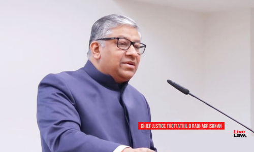 सुप्रीम कोर्ट ने जस्टिस थोट्टाथिल बी राधाकृष्णन को मराडू में इमारतों के अवैध निर्माण के लिए जिम्मेदार लोगों की संलिप्तता की जांच करने के लिए नियुक्त किया