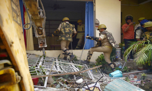 इलाहाबाद हाईकोर्ट ने निष्पादन मामला दर्ज किये बिना आवासीय घर तोड़ने के लिए यूपी पुलिस को फटकार लगाई