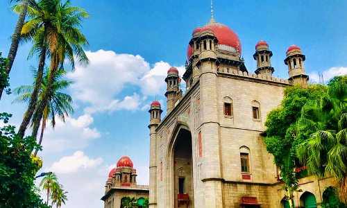 किसी आपराधिक मामले में निष्कर्ष पर पहुंचने के लिए अभियोजन के अनुमानों और काल्पनिक सोच को आधार नहीं बनाया जा सकताः तेलंगाना हाईकोर्ट