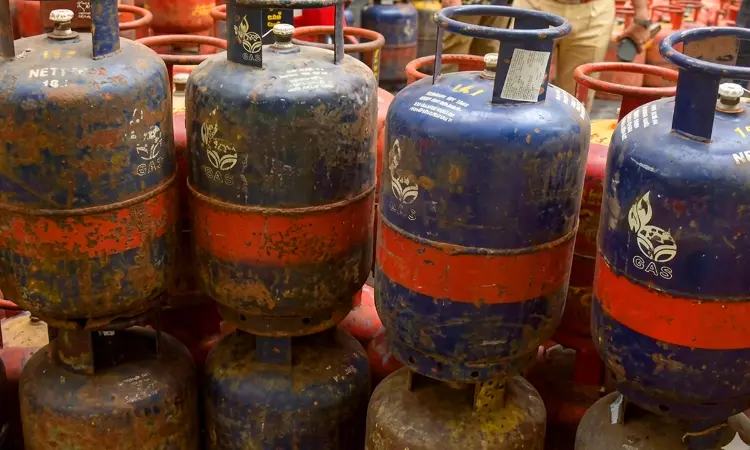 होटल ने बिल में जोड़ा गैस चार्ज, CCPA ने एडवाइज़री जारी करते हुए कहा - LPG चार्ज लगाना गलत