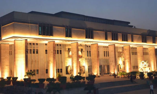 वकील ने जज के खिलाफ अपमानजनक टिप्पणियों के साथ लिंक्डइन पर की थी पोस्ट, हाईकोर्ट ने तय किए आपराधिक अवमानना ​​के आरोप