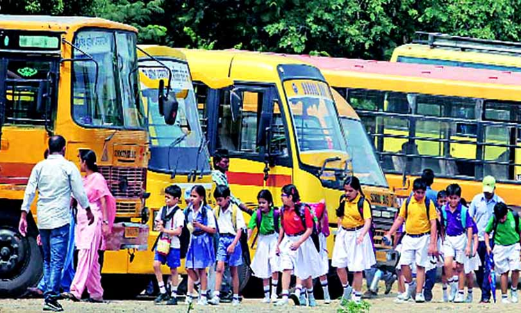 स्कूल बस परमिट पर इलाहाबाद हाईकोर्ट सख्त: केवल अभिभावकों से समझौता नहीं, स्कूल से अनुबंध जरूरी