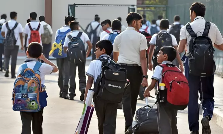 प्राइवेट स्कूल अतिरिक्त धनराशि रख सकते हैं, केवल सरप्लस होना मुनाफाखोरी नहीं: दिल्ली हाईकोर्ट