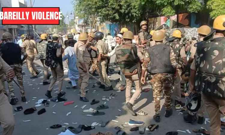 पैगंबर मोहम्मद के नाम पर भीड़ को उकसाया: इलाहाबाद हाईकोर्ट ने बरेली हिंसा के मुख्य साज़िशकर्ता की ज़मानत अर्ज़ी खारिज की पैगंबर मोहम्मद के नाम पर भीड़ को उकसाया: इलाहाबाद हाईकोर्ट ने बरेली हिंसा के मुख्य साज़िशकर्ता की ज़मानत अर्ज़ी खारिज की