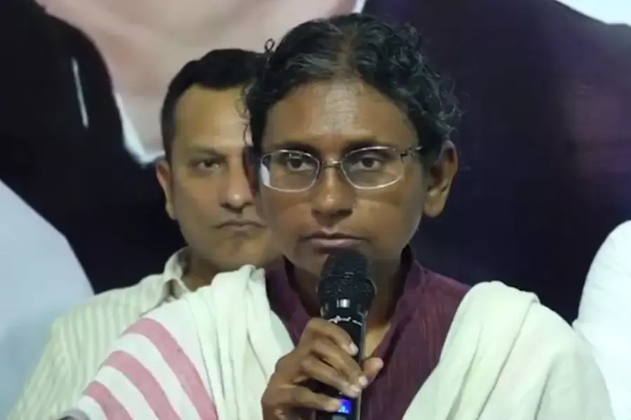 तेलंगाना कोर्ट ने वापस ली वह कंप्लेंट, जिसके कारण रद्द हुई थी मीनाक्षी नटराजन की राज्यसभा उम्मीदवारी तेलंगाना कोर्ट ने वापस ली वह कंप्लेंट, जिसके कारण रद्द हुई थी मीनाक्षी नटराजन की राज्यसभा उम्मीदवारी