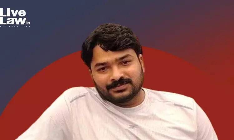 खान सर के कोचिंग इंस्टीट्यूट में तोड़फोड़ का मामला: आरोपी टीचर रौशन आनंद को मिली ज़मानत खान सर के कोचिंग इंस्टीट्यूट में तोड़फोड़ का मामला: आरोपी टीचर रौशन आनंद को मिली ज़मानत