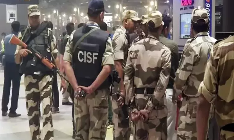 बिना किसी नुकसान वाली गलती से हुई फायरिंग पर बड़ी सज़ा नहीं दी जा सकती: एमपी हाईकोर्ट ने CISF कॉन्स्टेबल की सज़ा रद्द की बिना किसी नुकसान वाली गलती से हुई फायरिंग पर बड़ी सज़ा नहीं दी जा सकती: एमपी हाईकोर्ट ने CISF कॉन्स्टेबल की सज़ा रद्द की