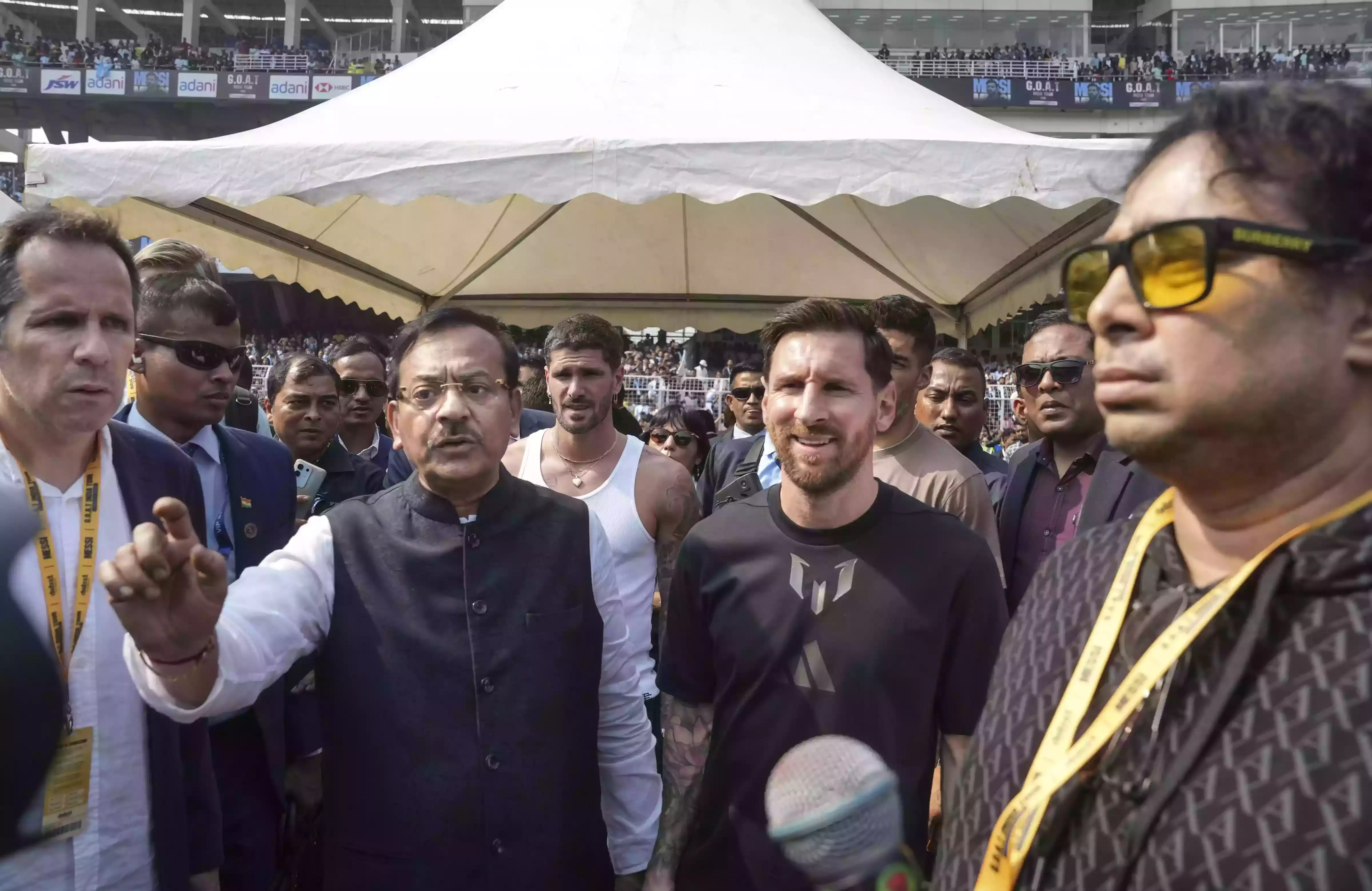 अंडे फेंकने और आरोपियों की सार्वजनिक परेड की प्रवृत्ति बंद होनी चाहिए : कलकत्ता हाईकोर्ट