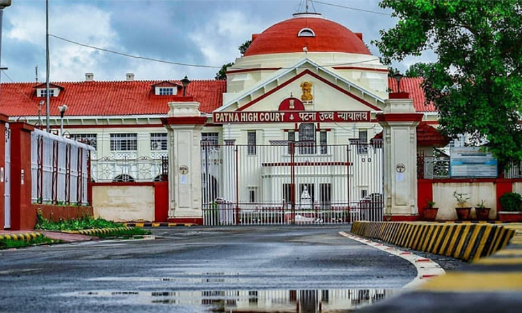 सलवार उतारने की कोशिश और छेड़छाड़ मात्र से दुष्कर्म के प्रयास का अपराध नहीं बनता: पटना हाईकोर्ट सलवार उतारने की कोशिश और छेड़छाड़ मात्र से दुष्कर्म के प्रयास का अपराध नहीं बनता: पटना हाईकोर्ट