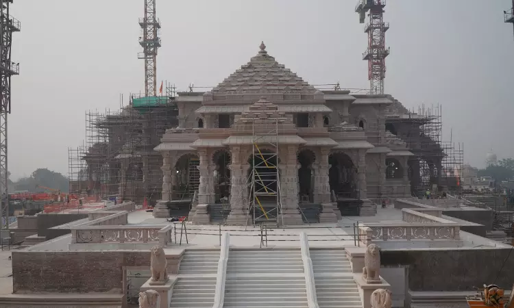 राम मंदिर के नाम पर बिक रही मिठाई पर CCPA सख्त, Amazon पर ₹1 लाख जुर्माना