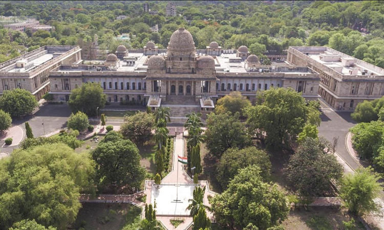मुस्लिम शब्द आगे या पीछे लगाने से जाति प्रमाण पत्र रद्द नहीं किया जा सकता: बॉम्बे हाईकोर्ट