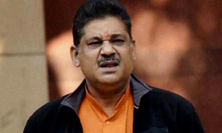जबरदस्ती वसूली मामले में TMC सांसद कीर्ति आज़ाद को अंतरिम राहत