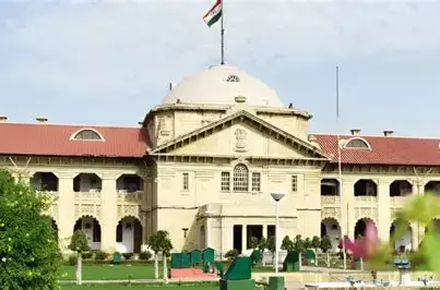 अनिवार्य आरक्षण शर्तों को नज़रअंदाज़ करके की गई शिक्षक की नियुक्ति को मान ली गई मंज़ूरी के आधार पर वैध नहीं ठहराया जा सकता: इलाहाबाद हाईकोर्ट