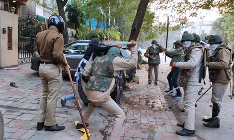 जामिया हिंसा: शांतिपूर्ण प्रदर्शन को तितर-बितर करने के लिए कैंपस में नहीं घुसी थी पुलिस, हिंसा बढ़ने पर किया हस्तक्षेप: हाईकोर्ट
