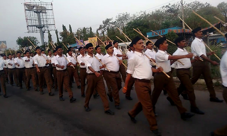 जम्मू-कश्मीर जैसे आतंक प्रभावित क्षेत्र में मार्च निकाल सकते हैं, तो तमिलनाडु में अनुमति क्यों नहीं? RSS मार्च पर मद्रास हाईकोर्ट की मौखिक टिप्पणी जम्मू-कश्मीर जैसे आतंक प्रभावित क्षेत्र में मार्च निकाल सकते हैं, तो तमिलनाडु में अनुमति क्यों नहीं? RSS मार्च पर मद्रास हाईकोर्ट की मौखिक टिप्पणी