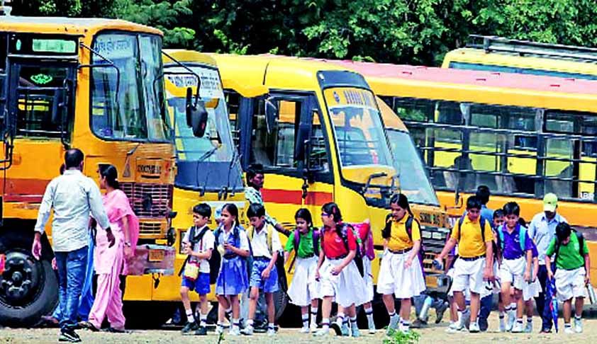 स्कूल बैग के वजन को कम करने के लिए राज्य की निष्क्रियता अनुच्छेद 21 के तहत छात्रों के मौलिक अधिकारों का उल्लंघन: कर्नाटक हाईकोर्ट में याचिका